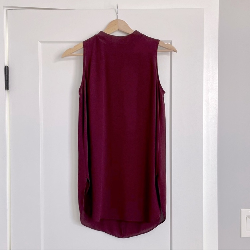 LOFT - Sleeveless Burgundy Top